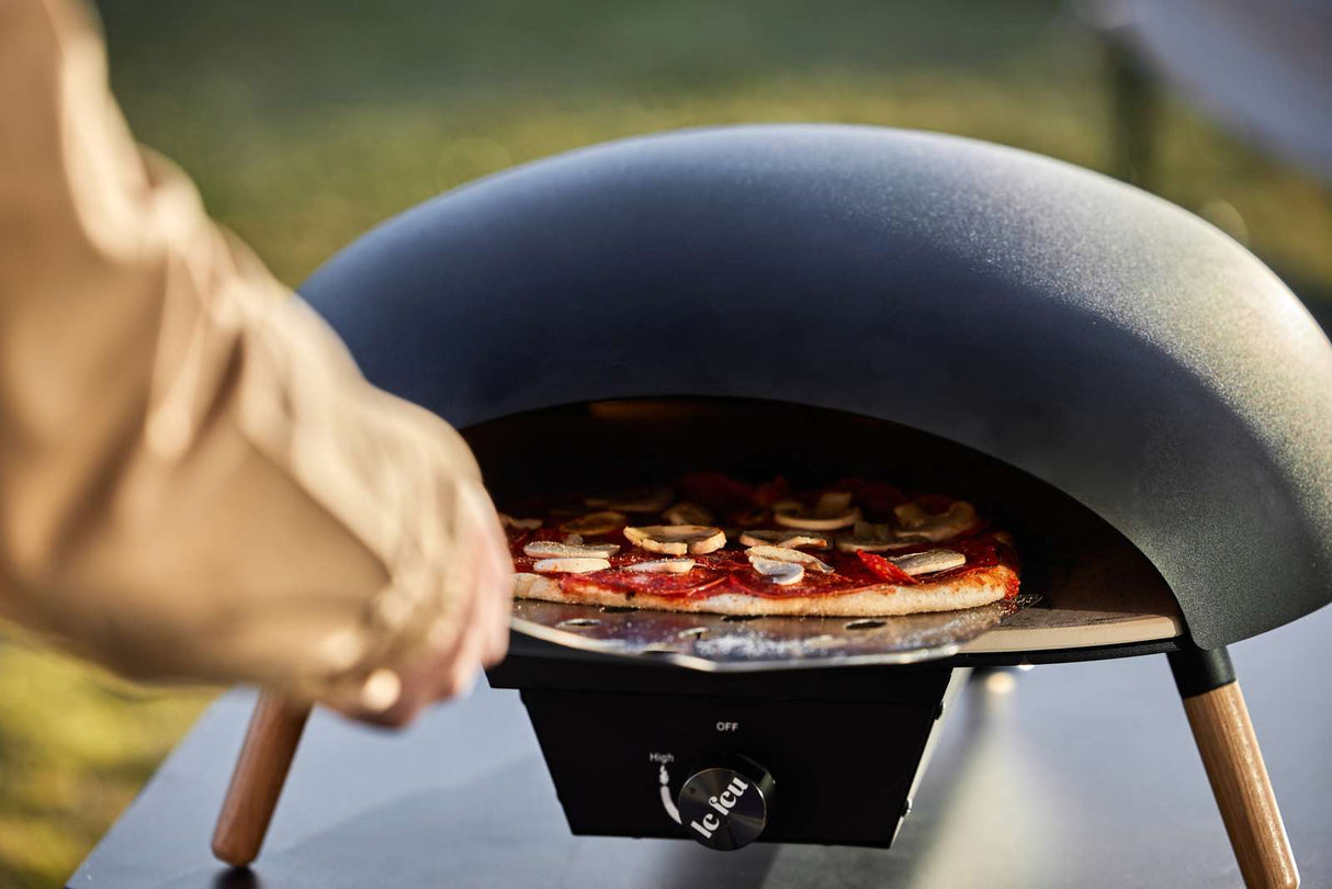 Le Feu Turtle Black Gas Powered Pizza Oven - Viva Alfresco